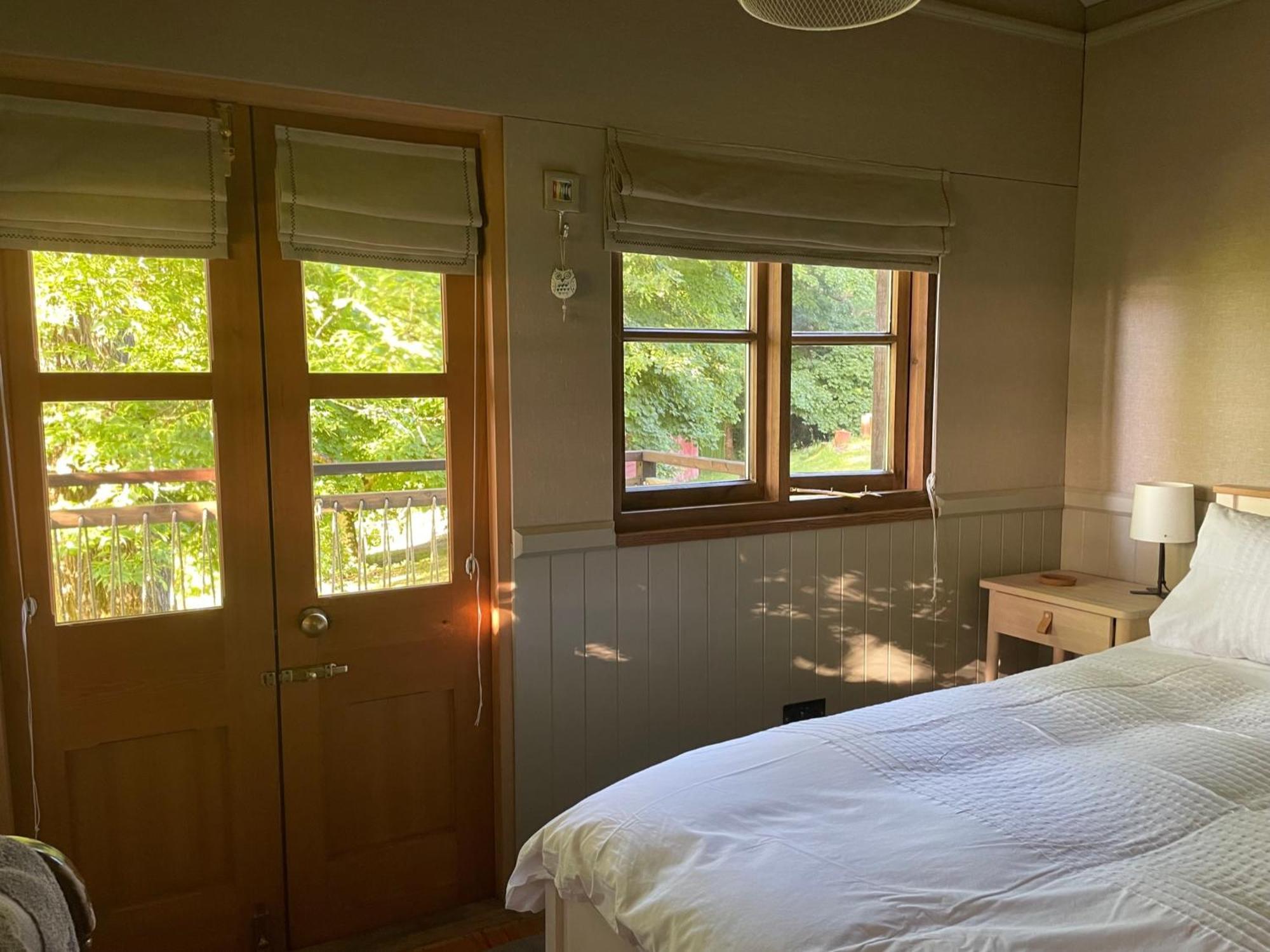 Villa Faraway Follies à Llandegla Extérieur photo